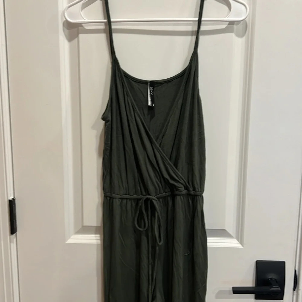 Women’s Green Wrap Jumpsuit Loungewear Closet Staple Summer Tie Waist Dress Moni - Picture 5 of 10
